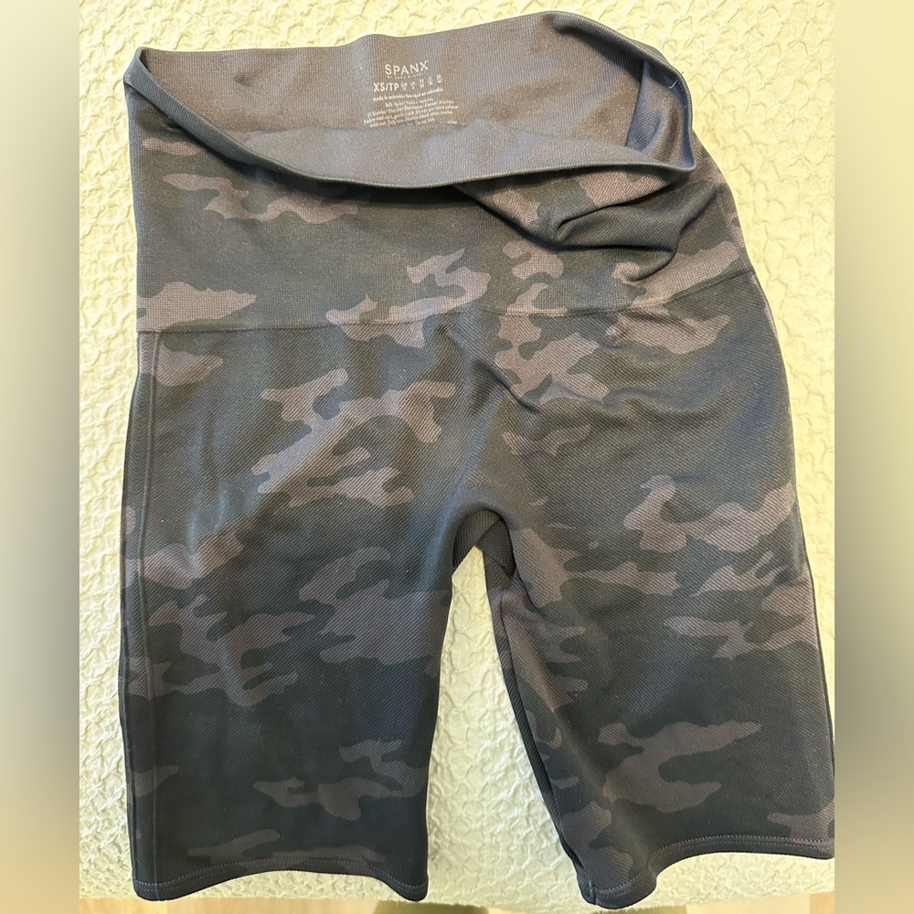Spanx: Look at me now bike shorts